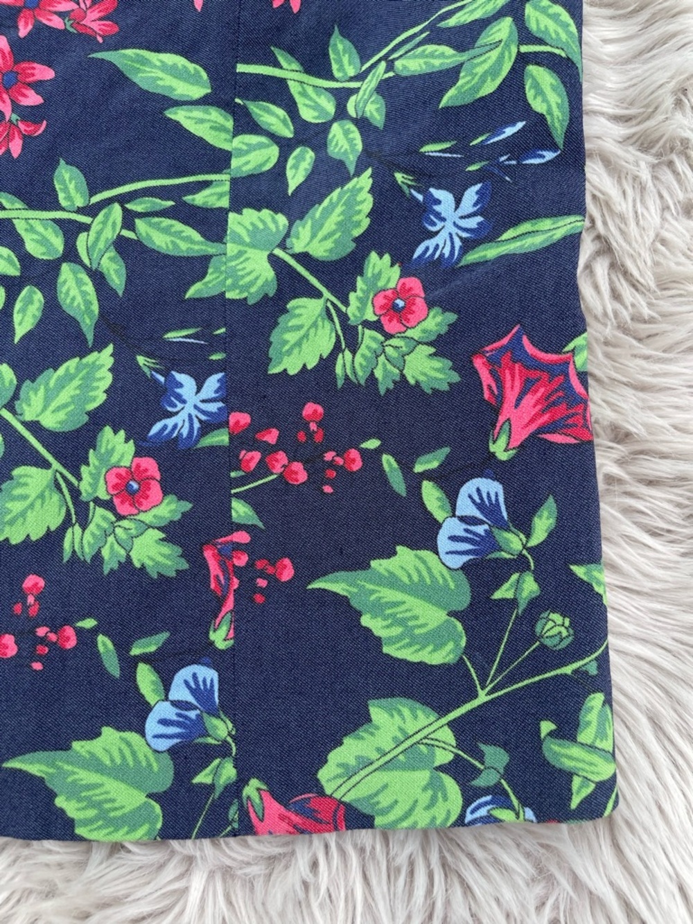 J. McLaughlin Amelia Navy/Multicolor Floral Stretch Sleeveless Top Size 4 Tank - Picture 6 of 12